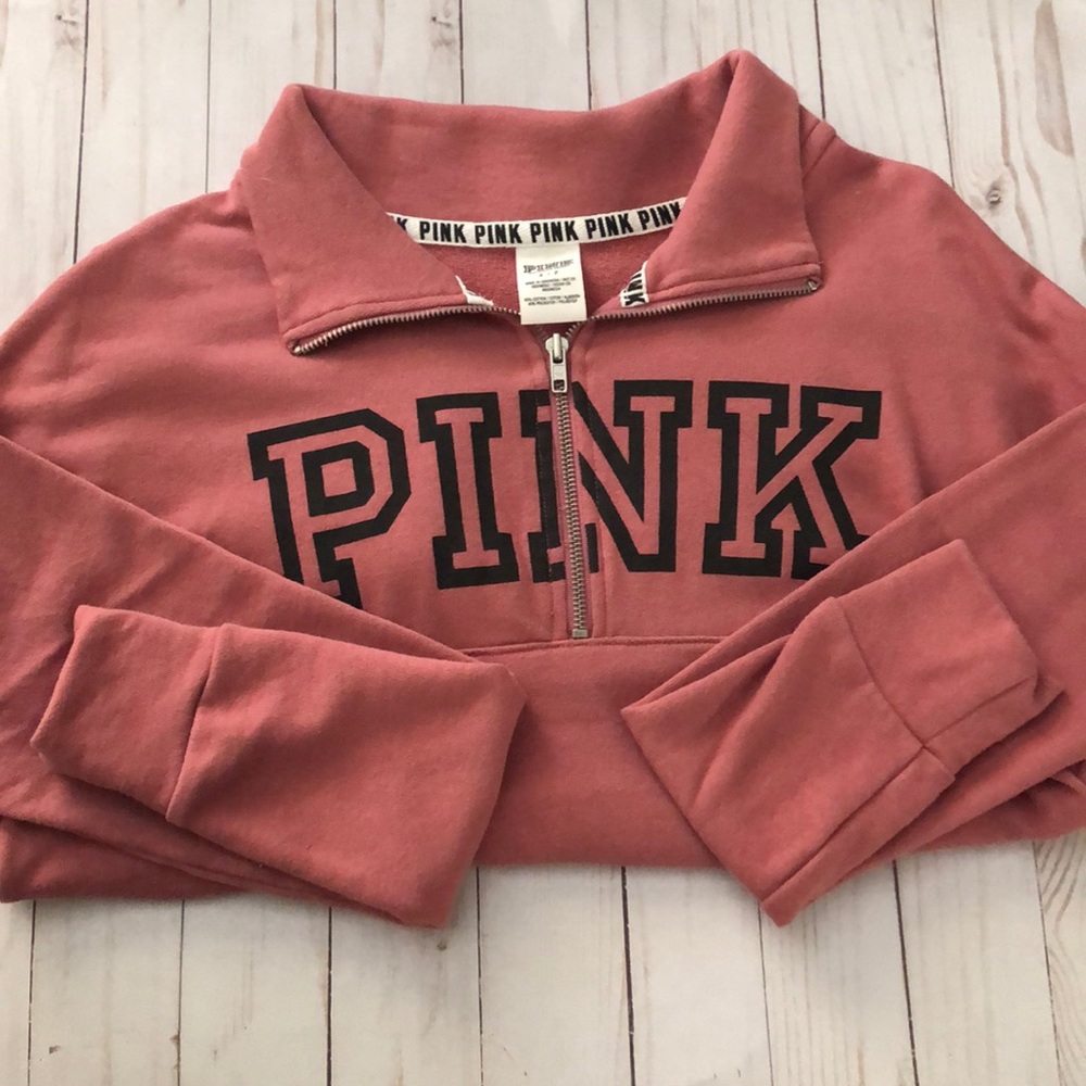 NWOT Victoria’s Secret PINK quarter zip